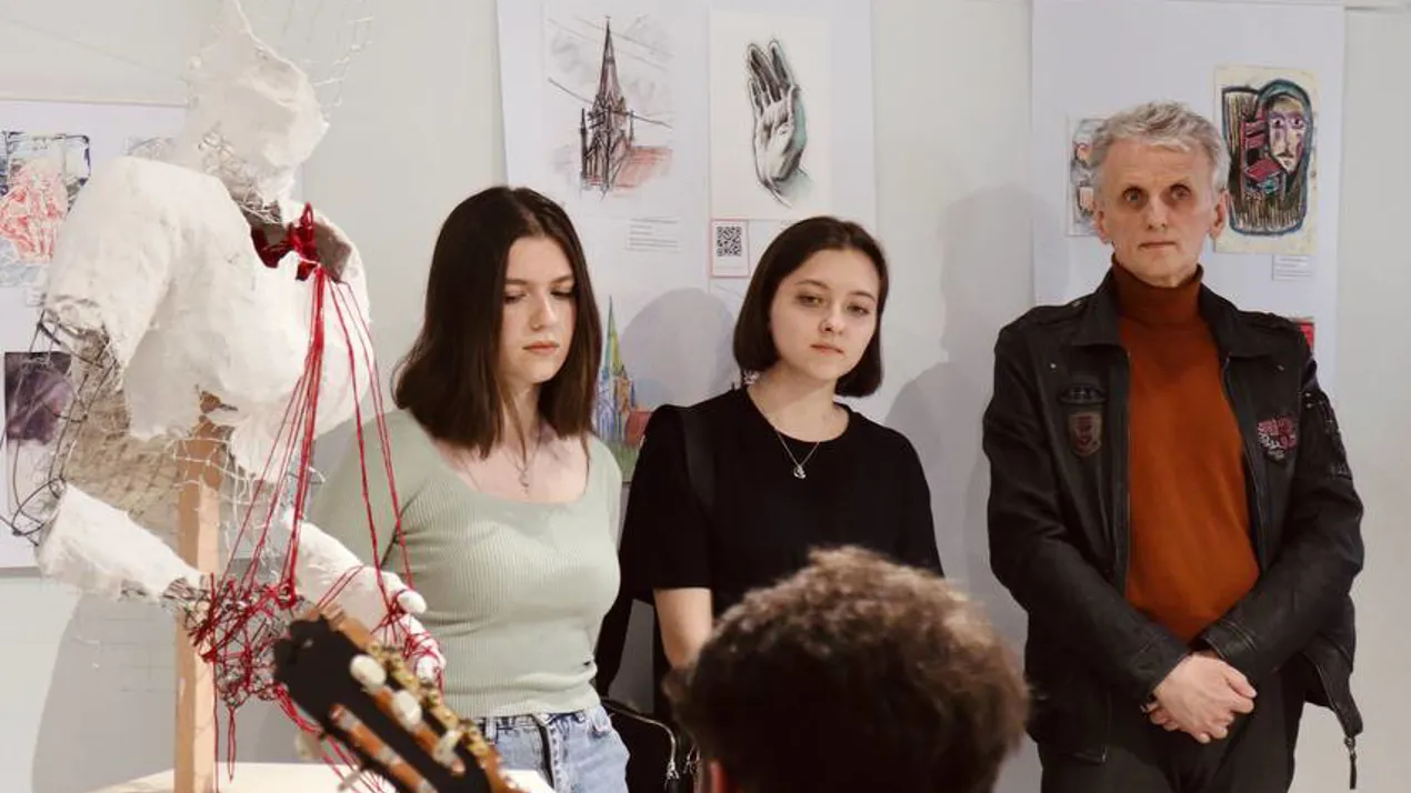 «NEW формат ФАБДПМ» в галереї-кафе Steinbarg Gallery&Cafe